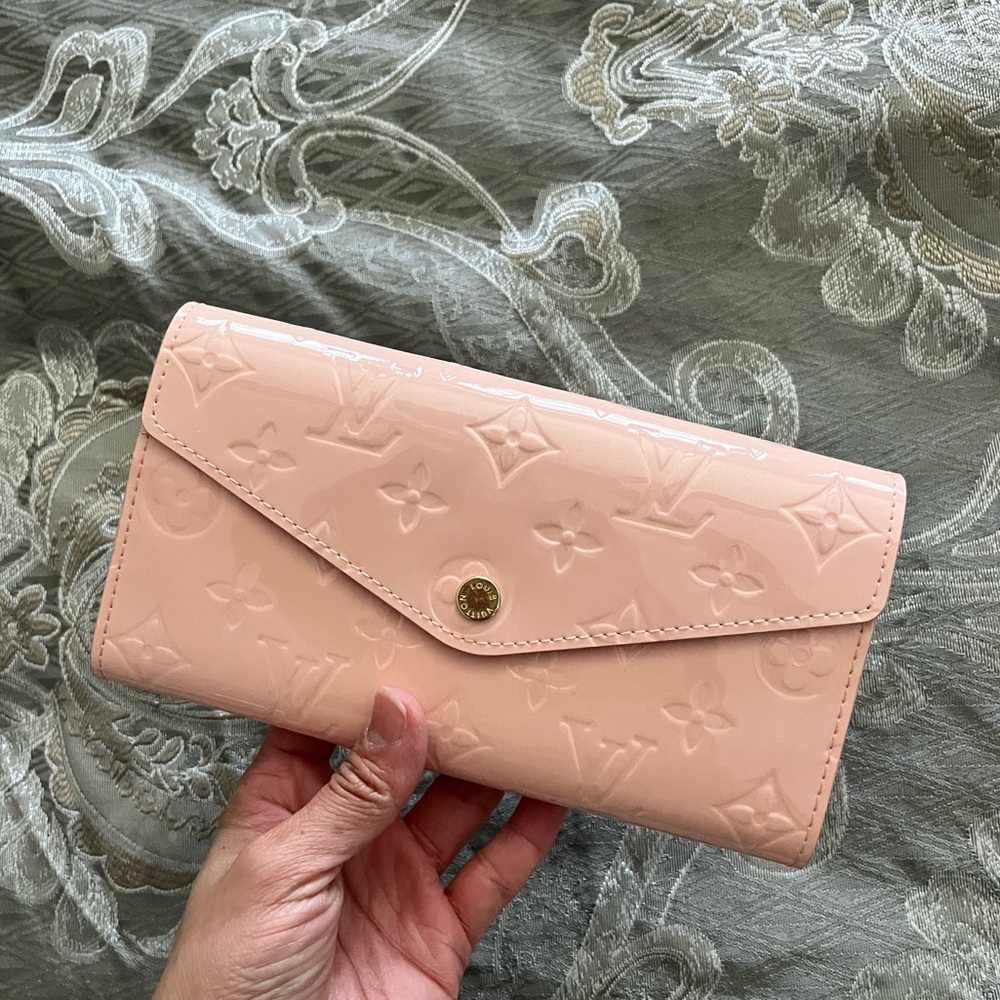 Pink wallet
